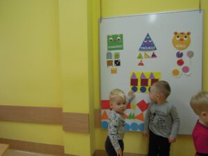 Poznajemy figury geometryczne - grupa III