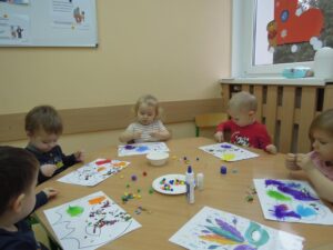 Maska karnawałowa grupa II praca plastyczna