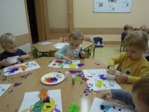 Maska karnawałowa grupa II praca plastyczna