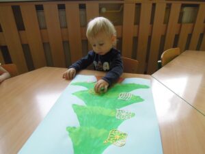 Praca plastyczna - Choinka grupa I