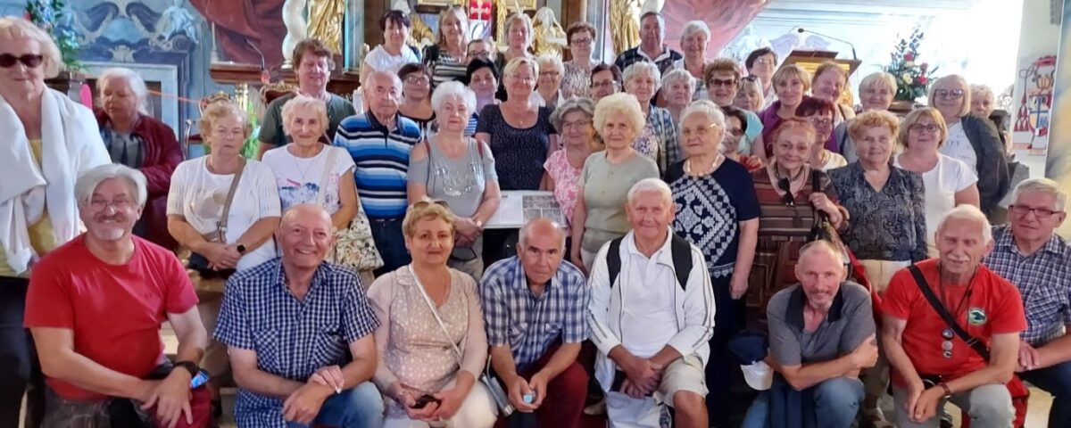 Sierpień